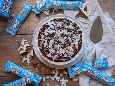 Kokoscheesecake med Wispy proteinbar