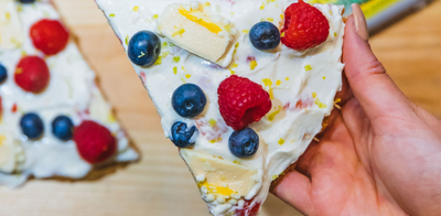 Lemoncurd dessert pizza