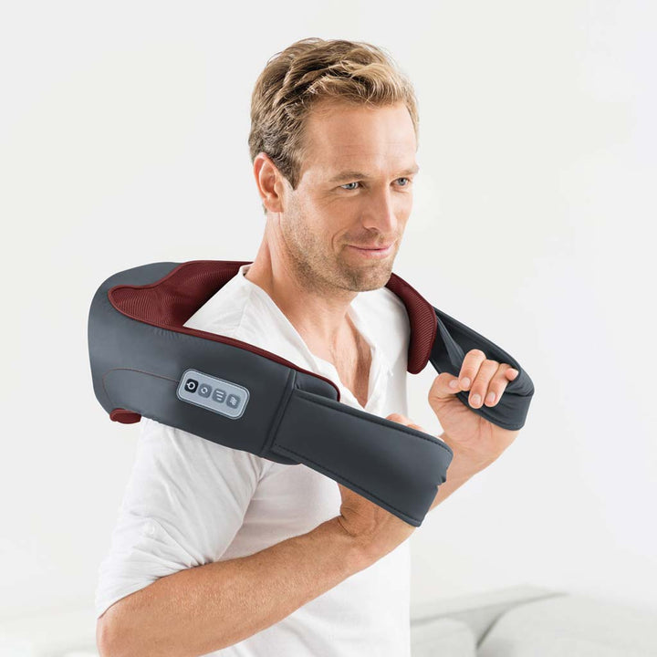 Beurer MG 151 shiatsu massageapparat brugt på ryggen