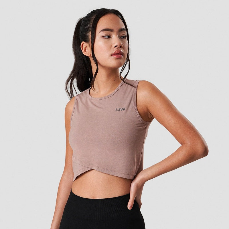 ICANIWILL Nimble Crop Top Cappuccino Wmn - MuscleHouse.dk